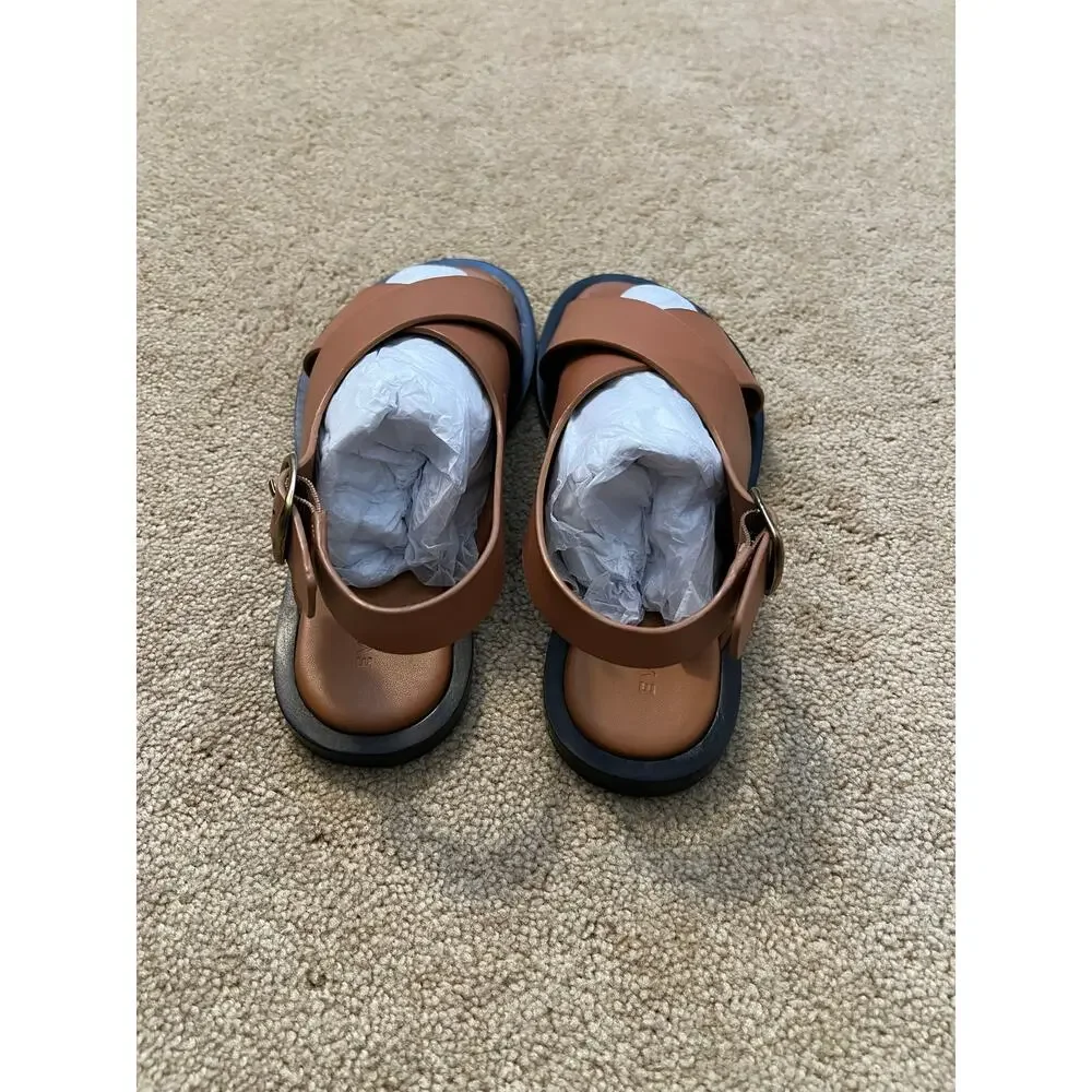 Everlane The City Crossover Sandal - Picture 6 of 9